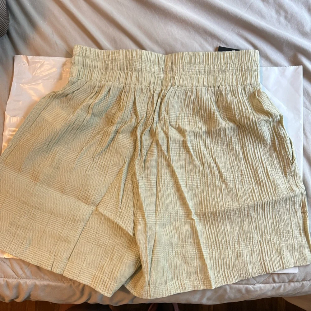 NWT 4TH & RECKLESS Wheatley Women’s High Waist Shorts size M